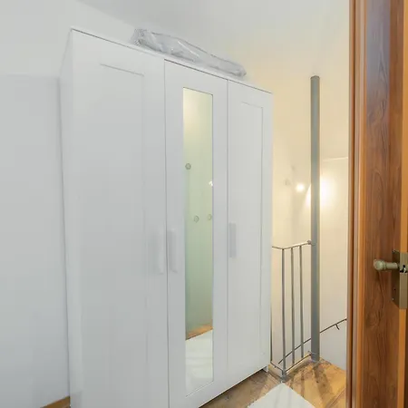 Loft Alfieri Centro, Via Roma 100m Apartamento