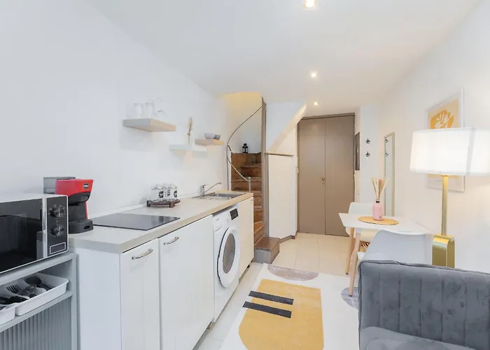 Loft Alfieri Centro, Via Roma 100m Apartmán