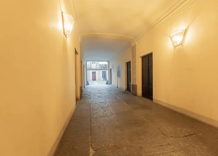 Loft Alfieri Centro, Via Roma 100m 아파트